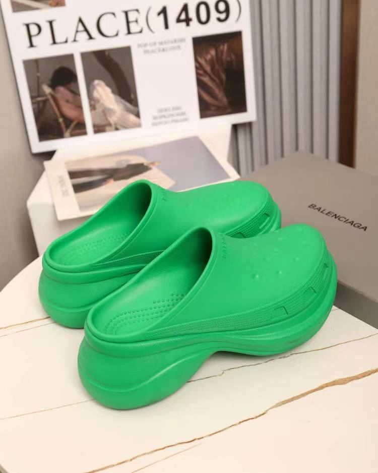 Balenciaga Slippers